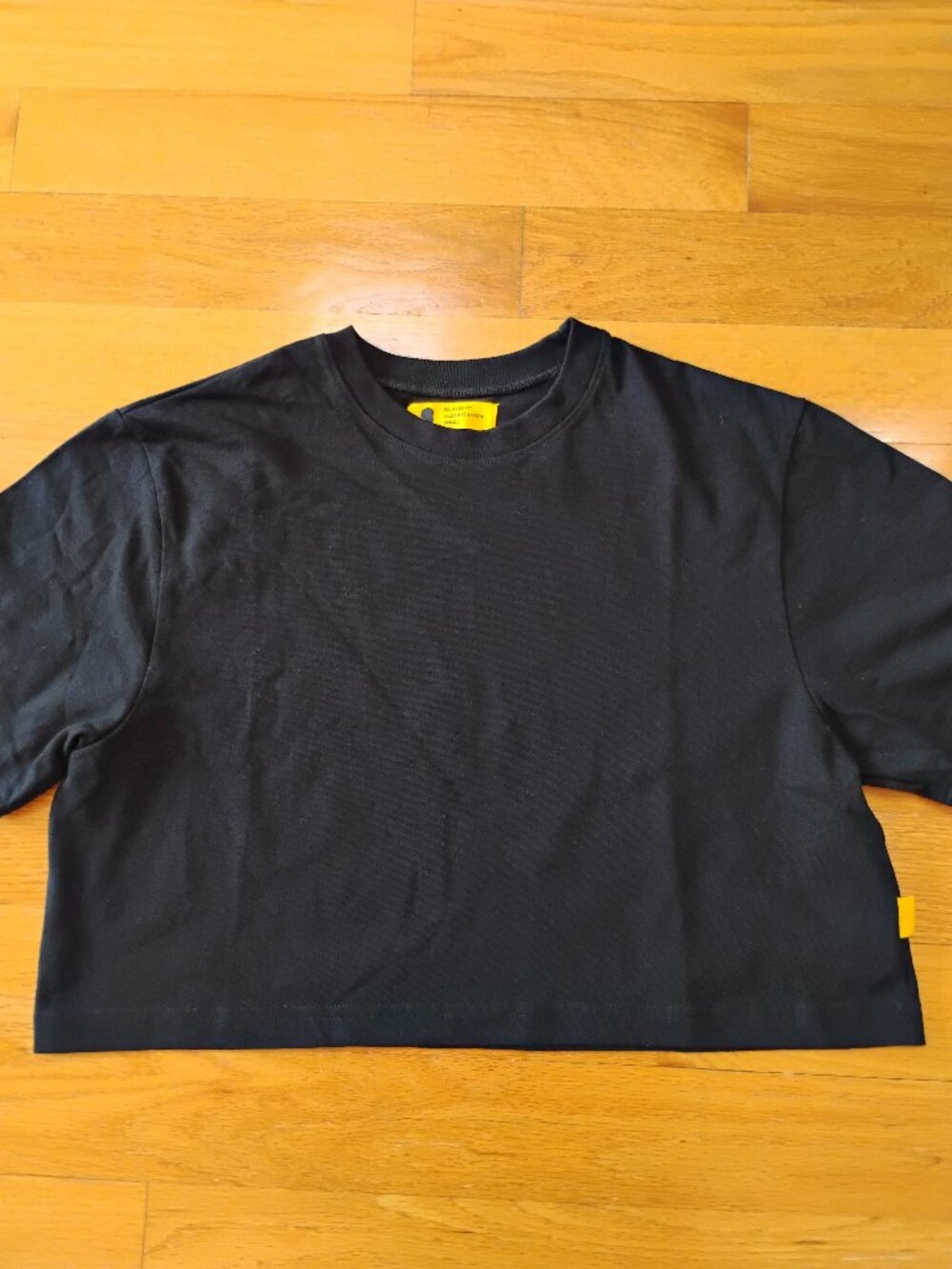 Women's cropped crew neck T-shirt